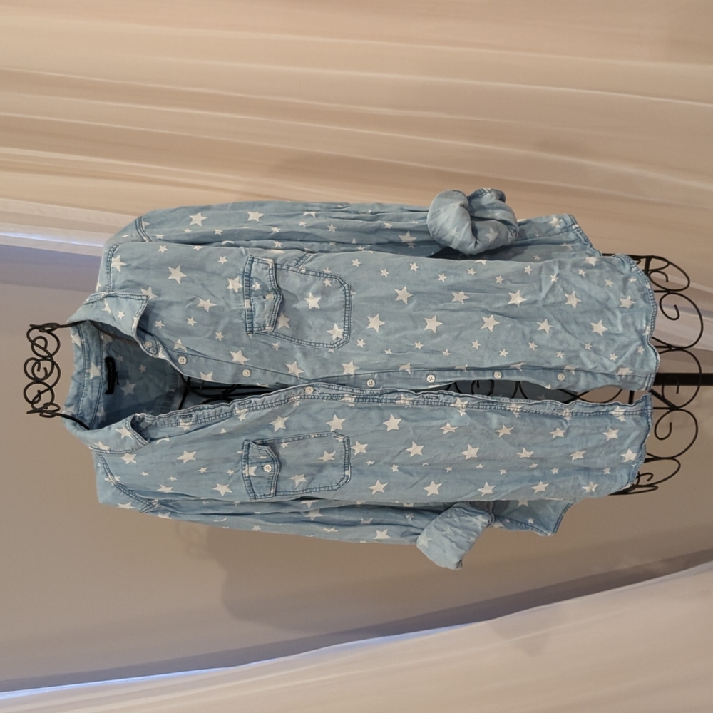 Star Chambray button down